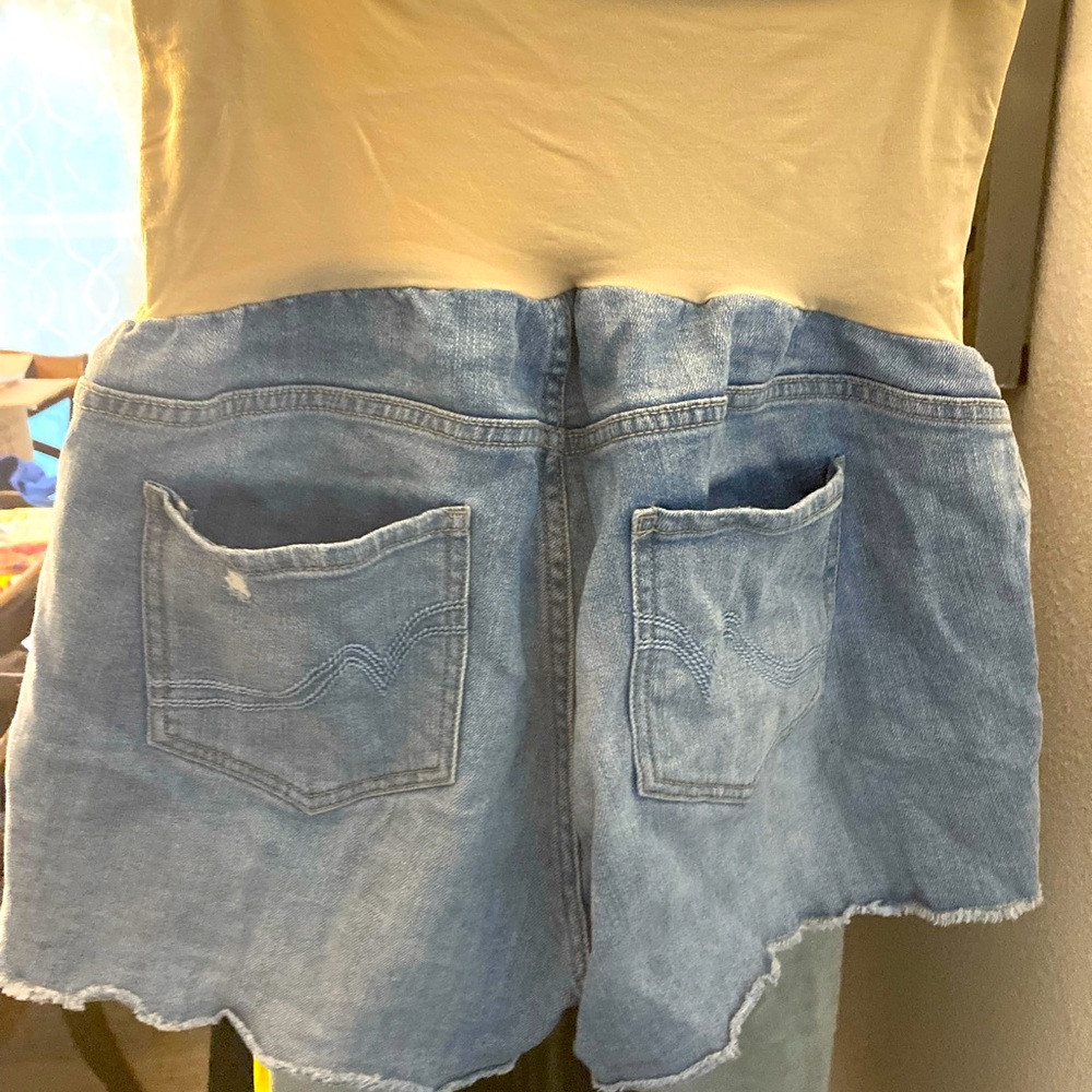 Maternity jeans shorts